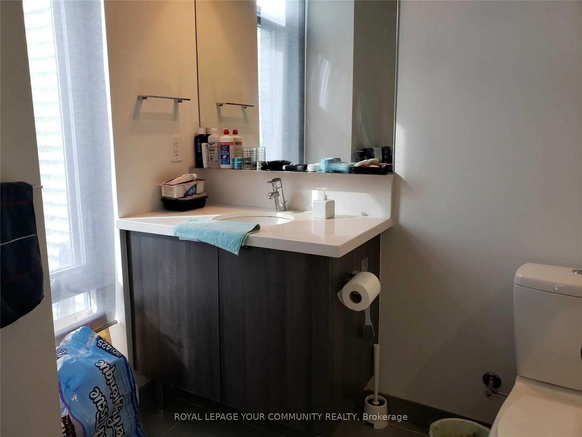 21 Widmer Street #2302