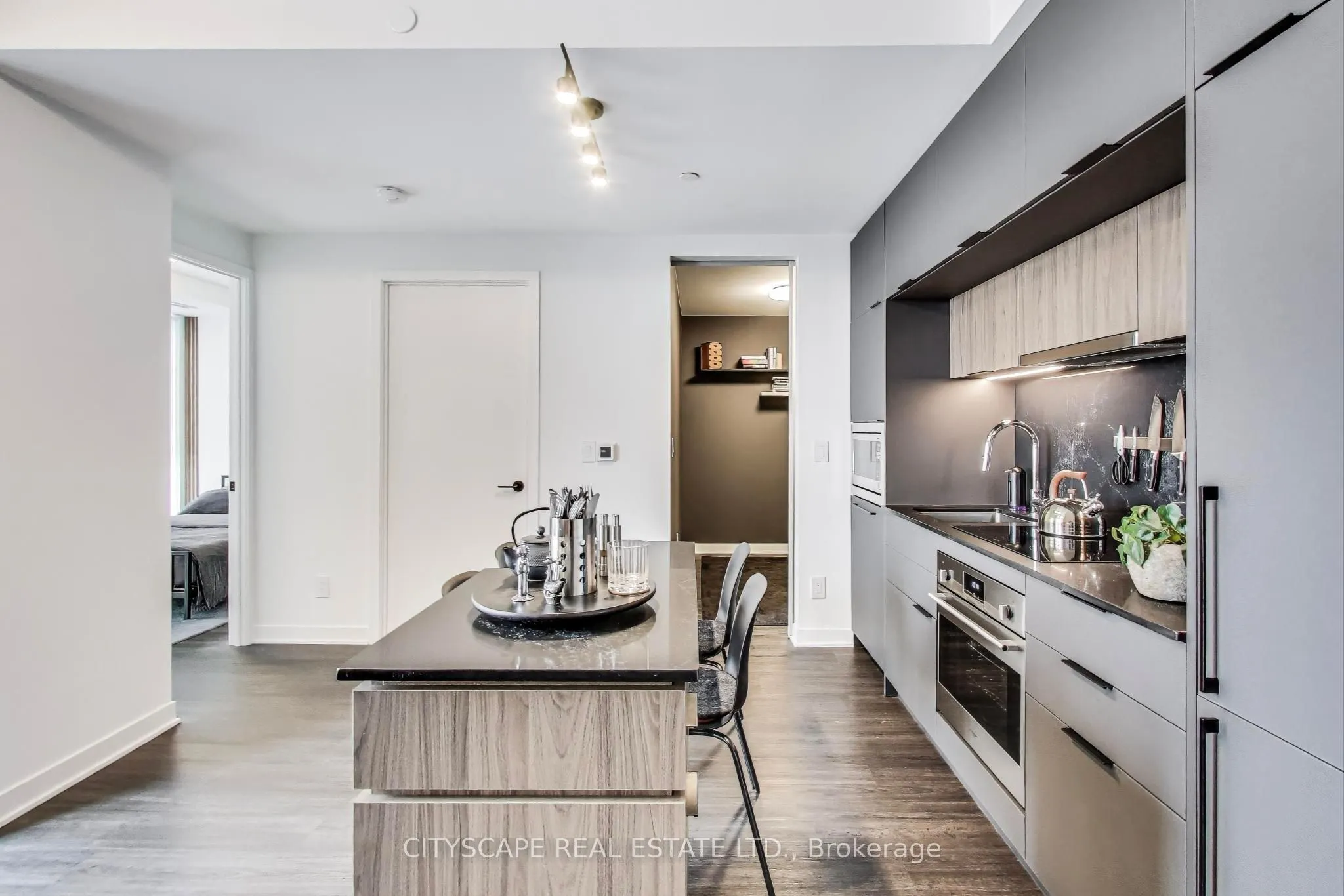 185 ALBERTA Avenue, #1210