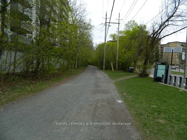 740 Eglinton Avenue W, #100