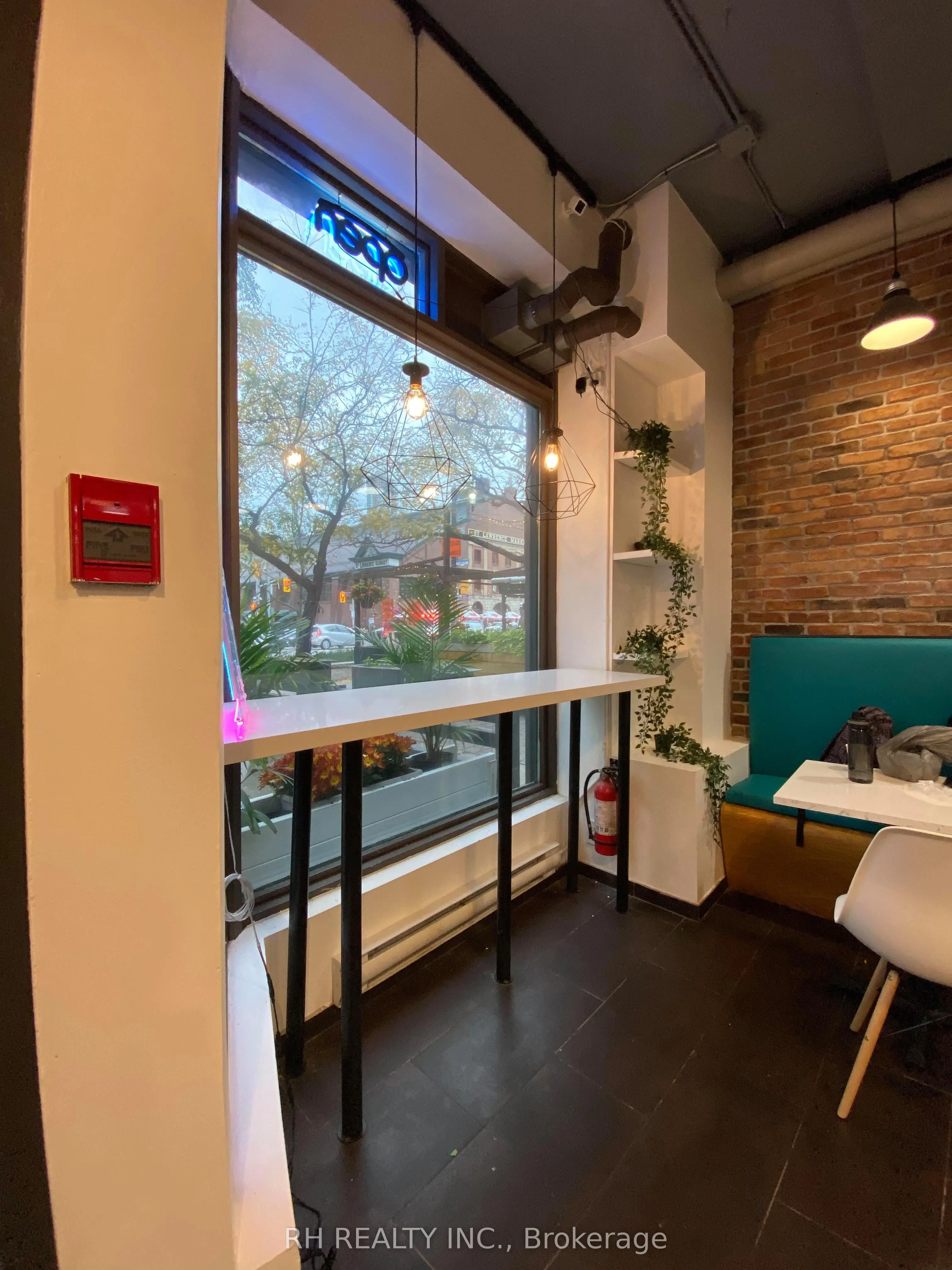 100 Front Street E, #101