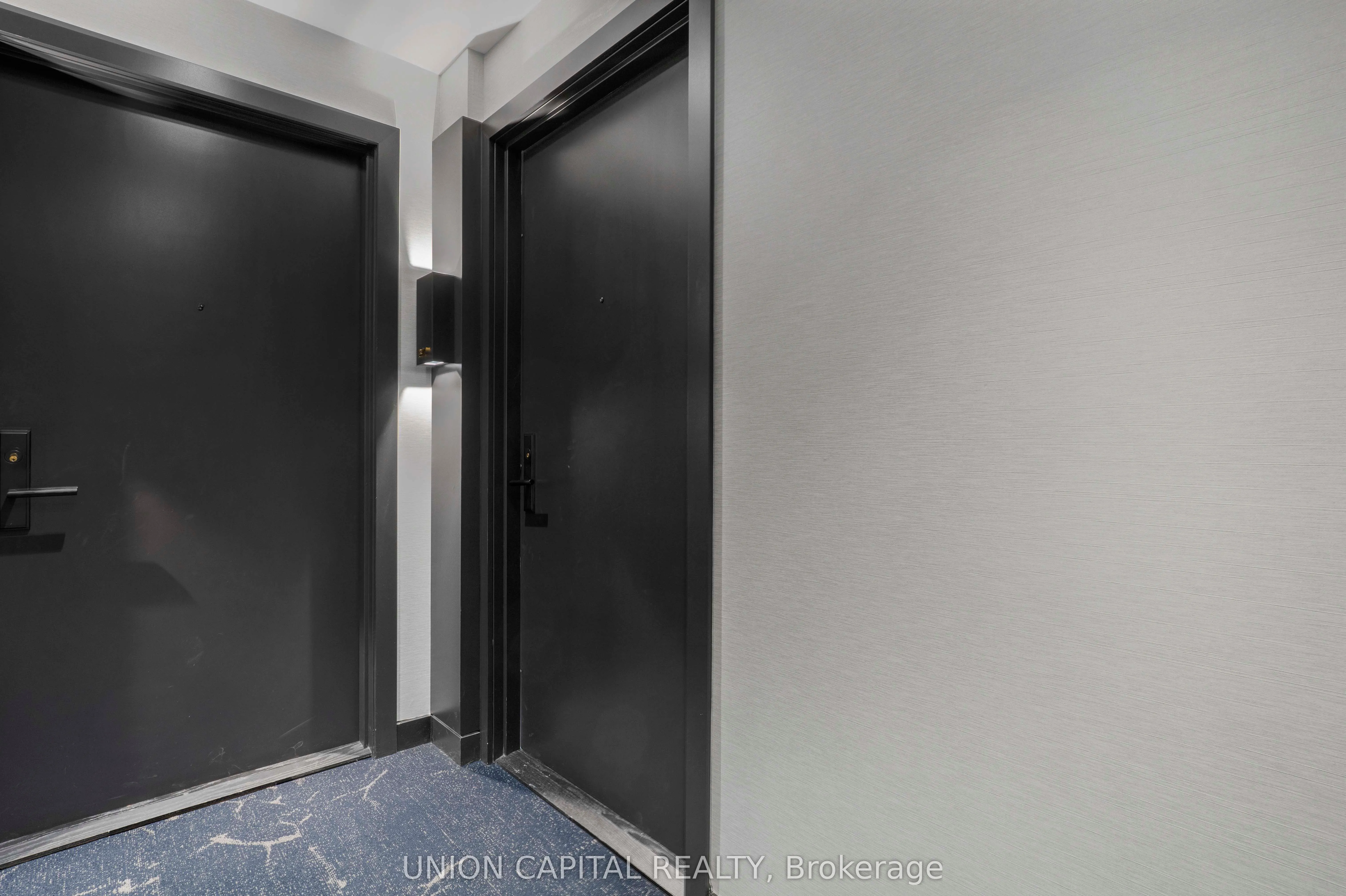 500 Dupont Street, #319
