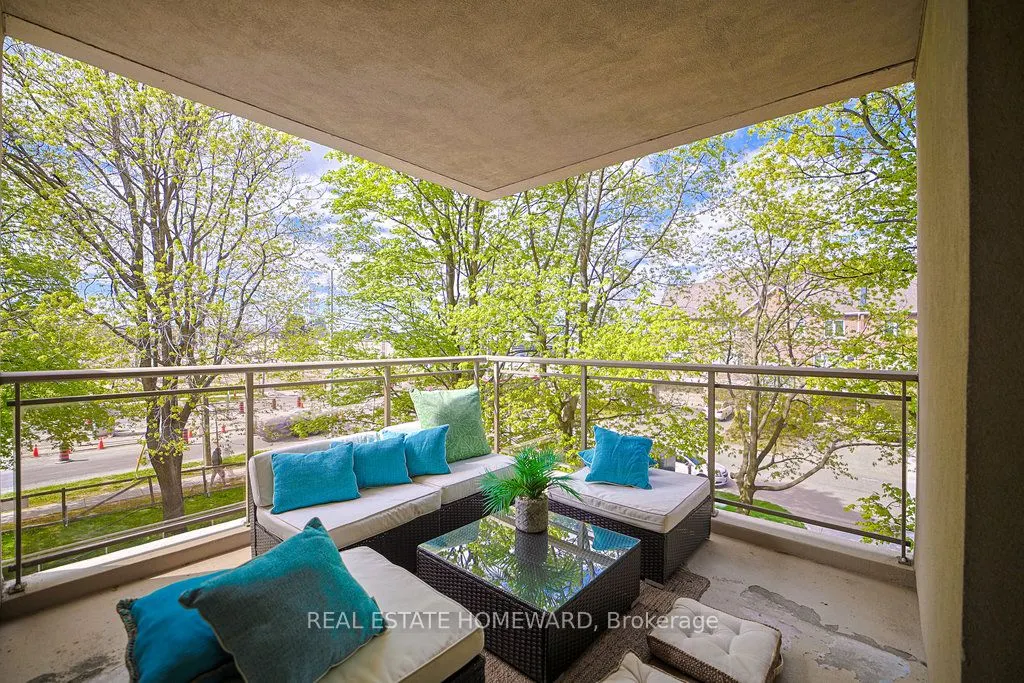 1 Leaside Park Drive, #209