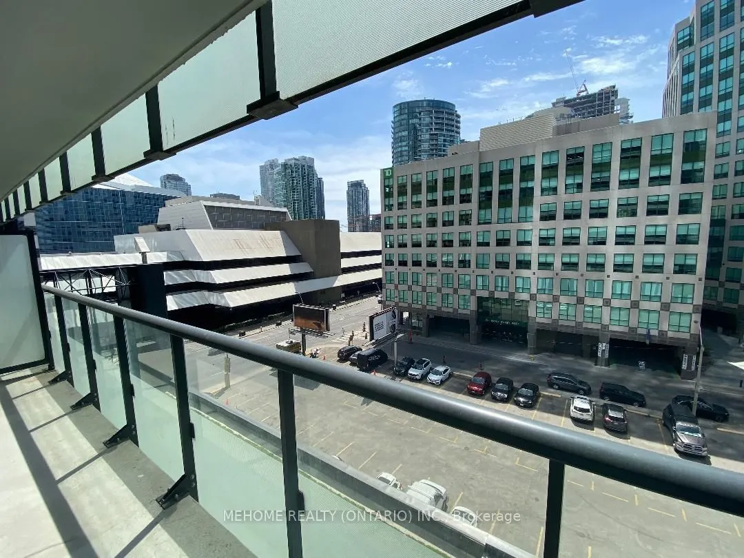 300 Front Street W, #602