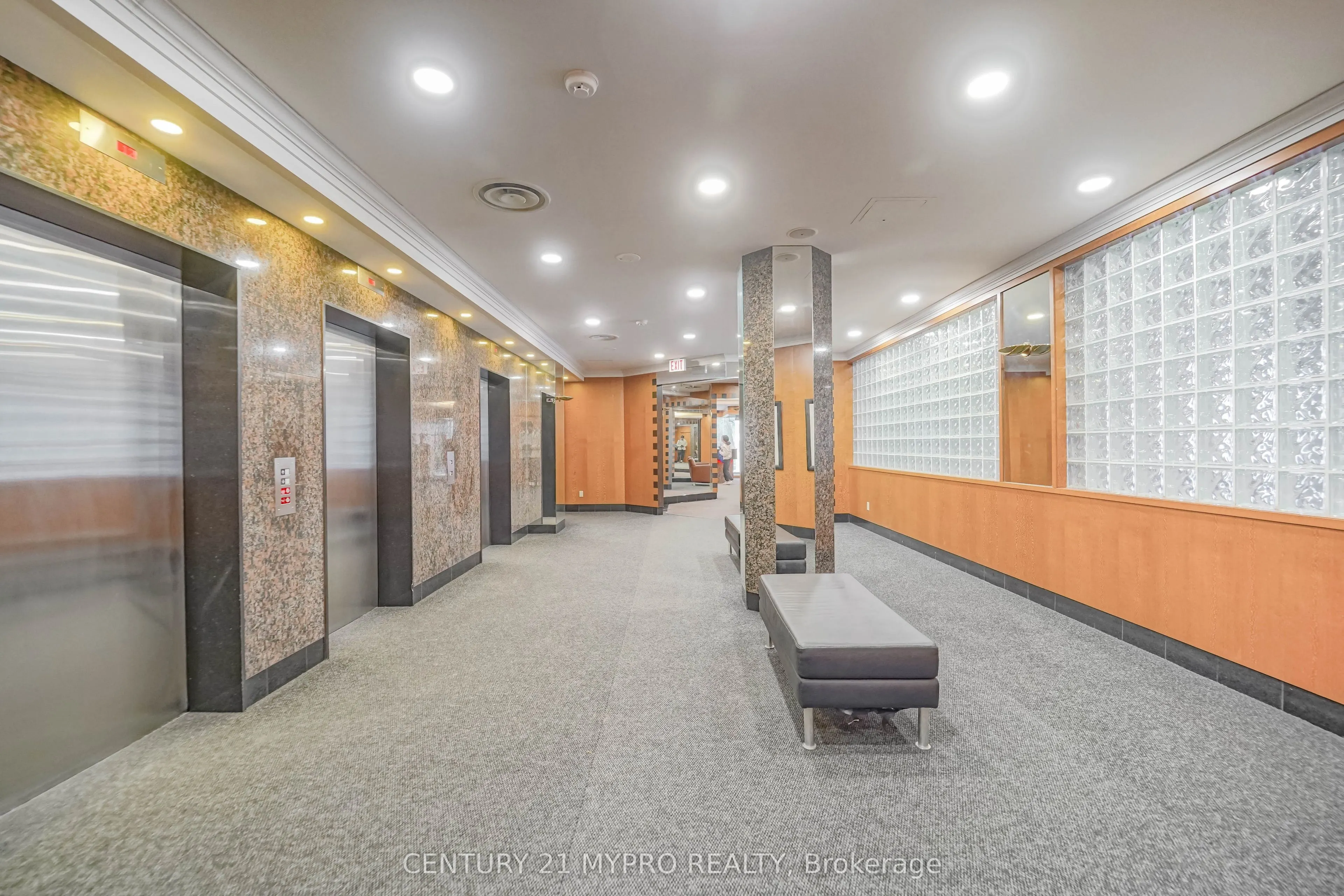 18 Hillcrest Avenue, #801