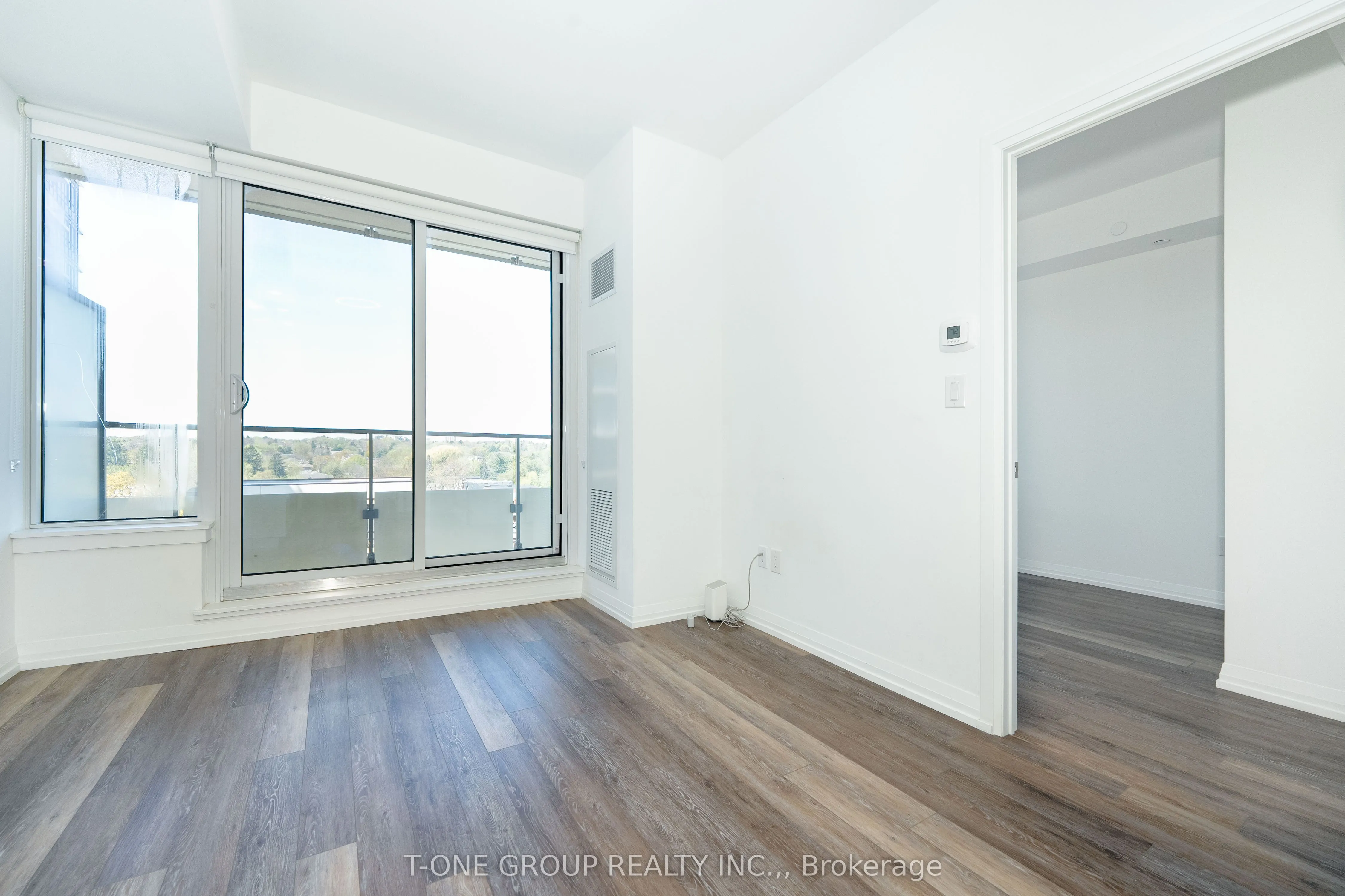 75 Canterbury Place #910