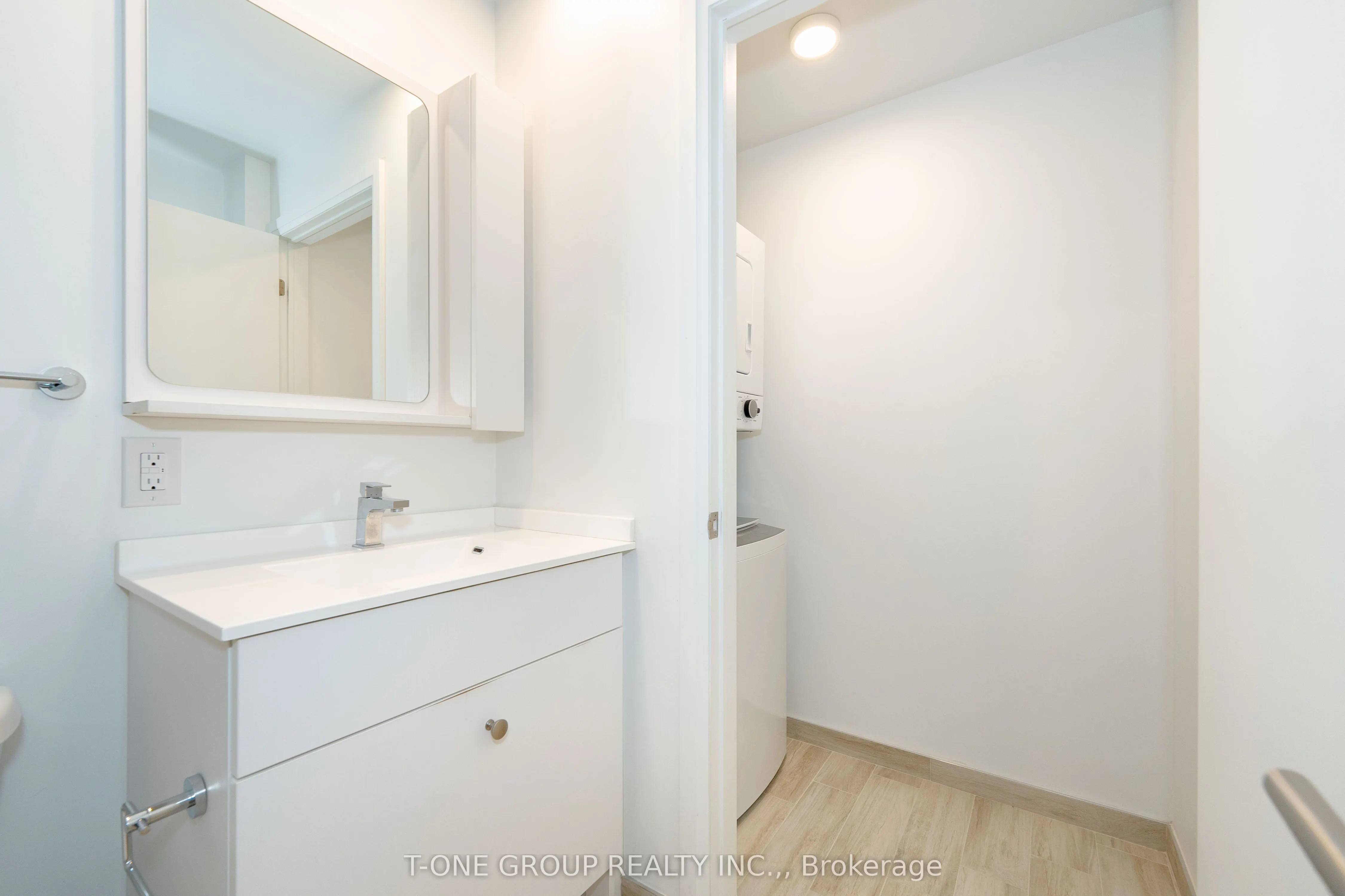 75 Canterbury Place #910