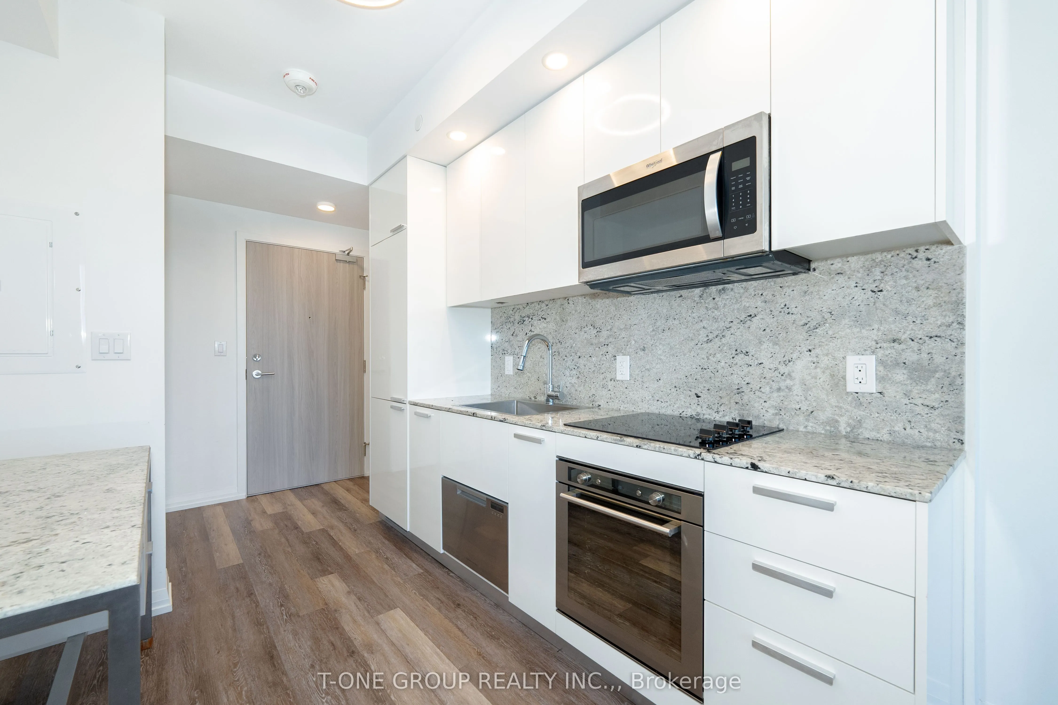 75 Canterbury Place #910