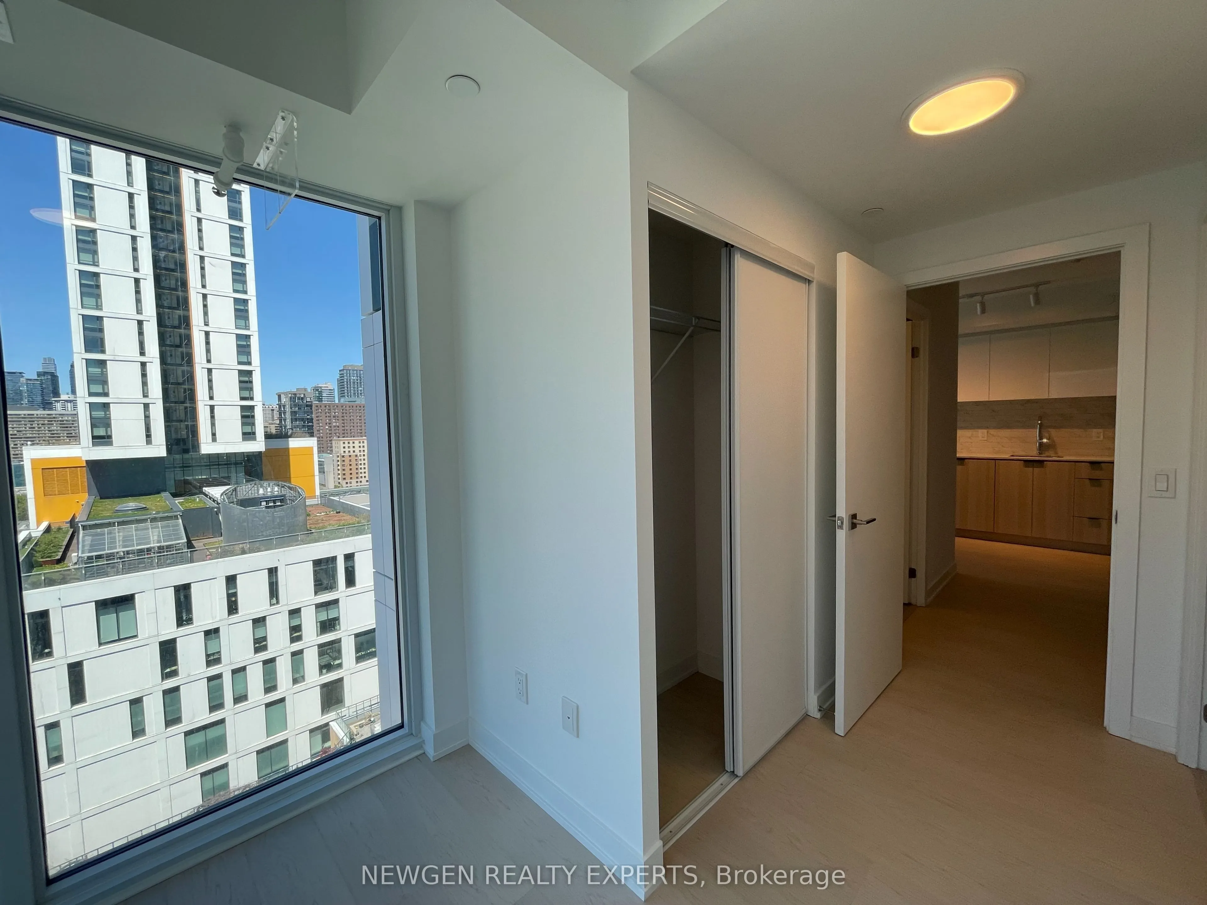 252 Church Street, #1703