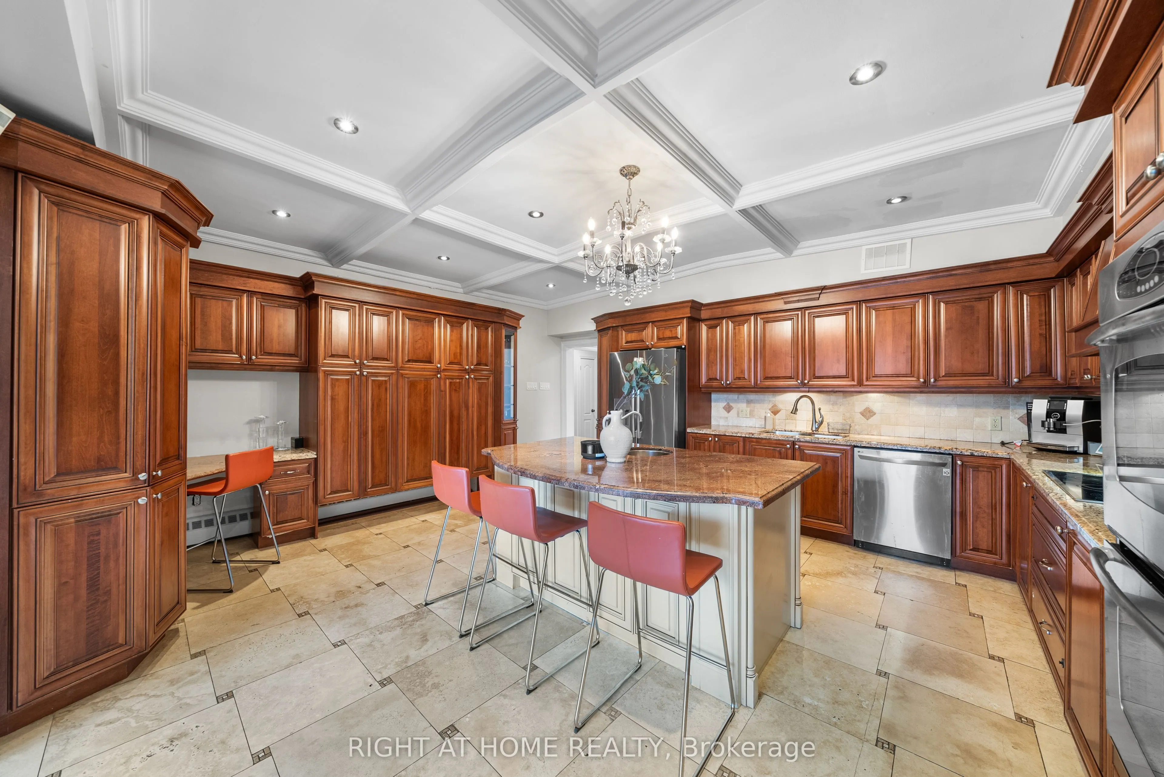 40 Heathview Avenue