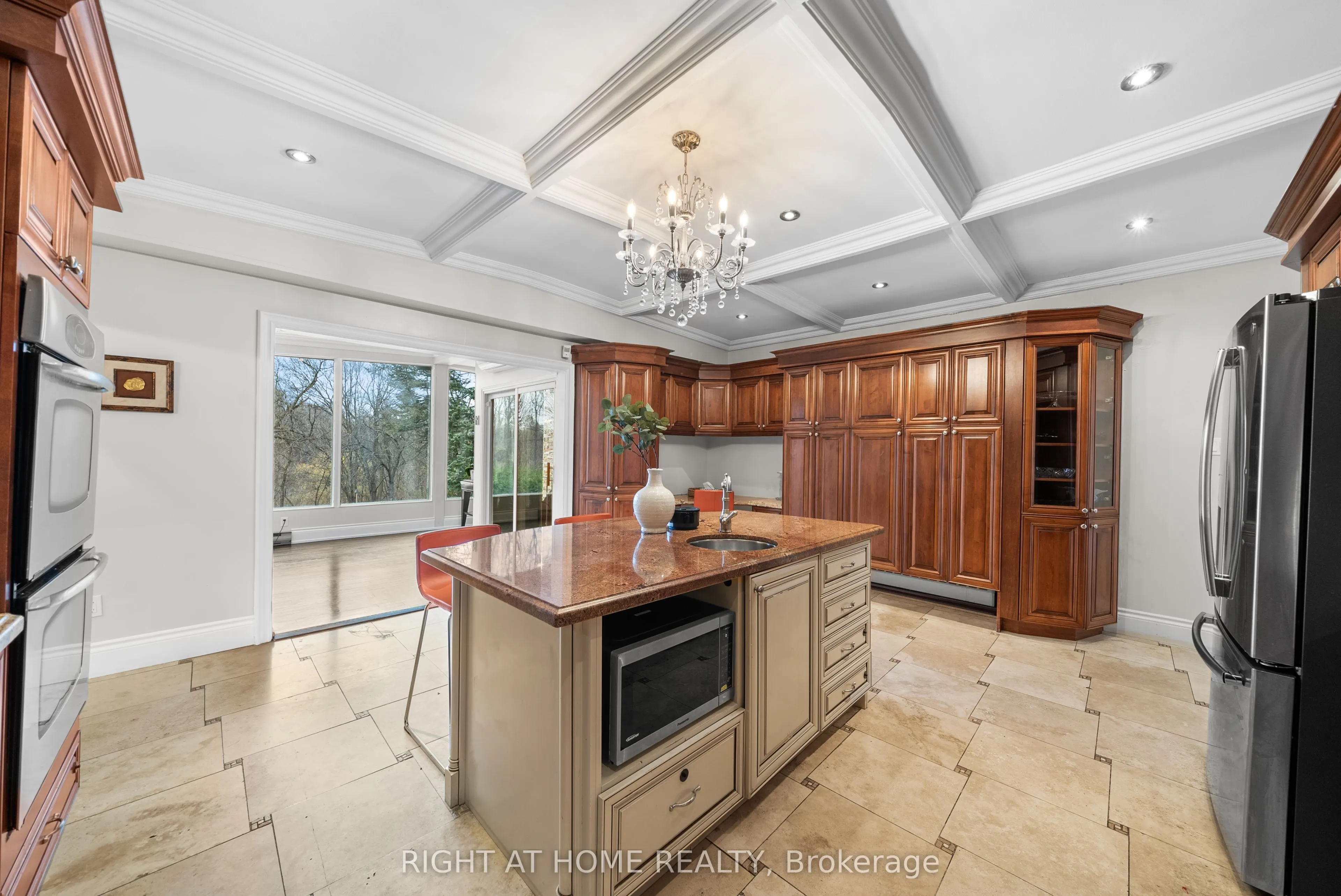 40 Heathview Avenue