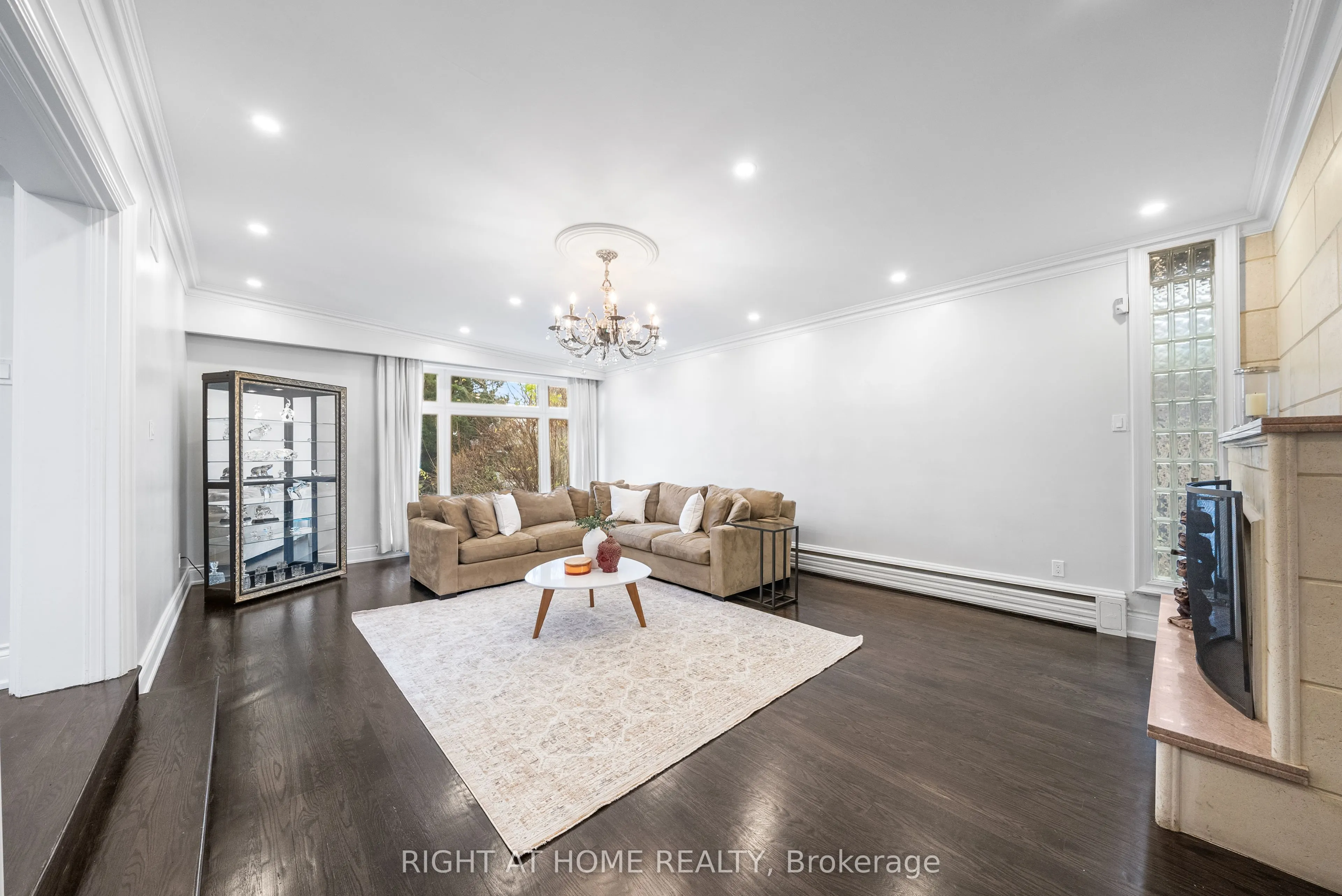 40 Heathview Avenue