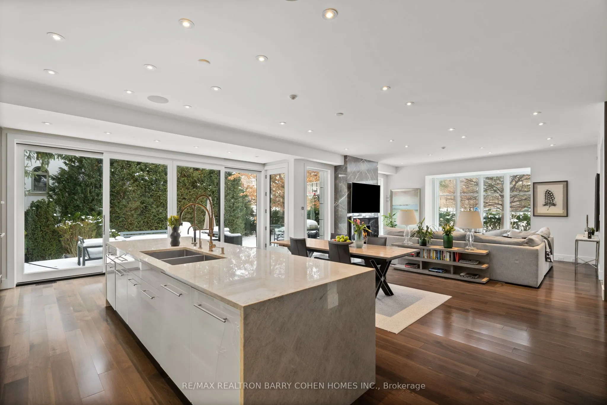 330 Vesta Drive