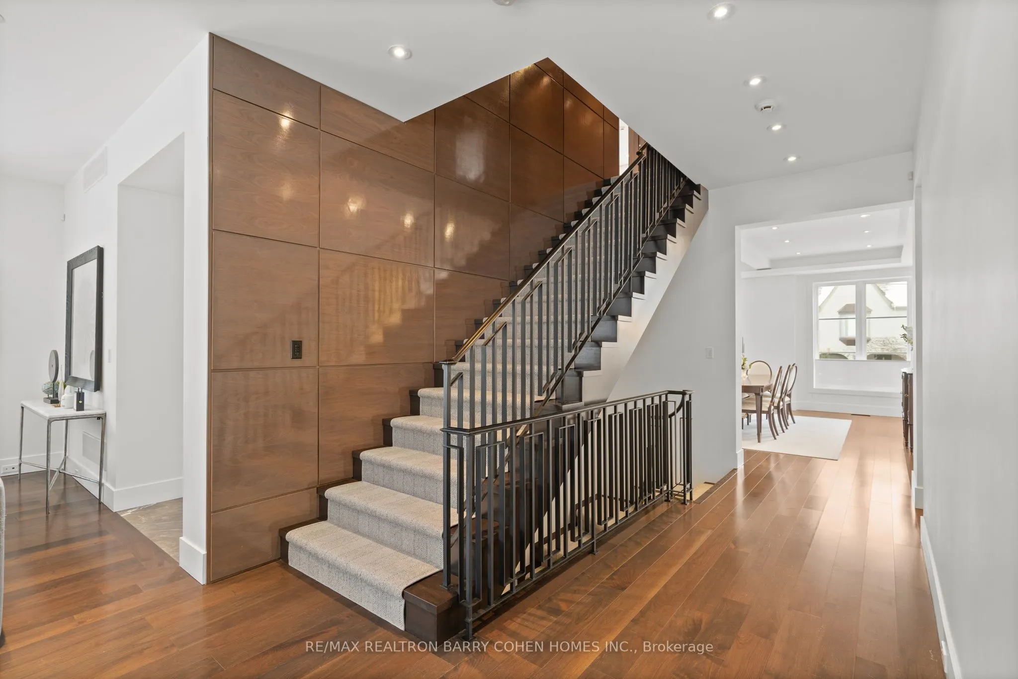 330 Vesta Drive