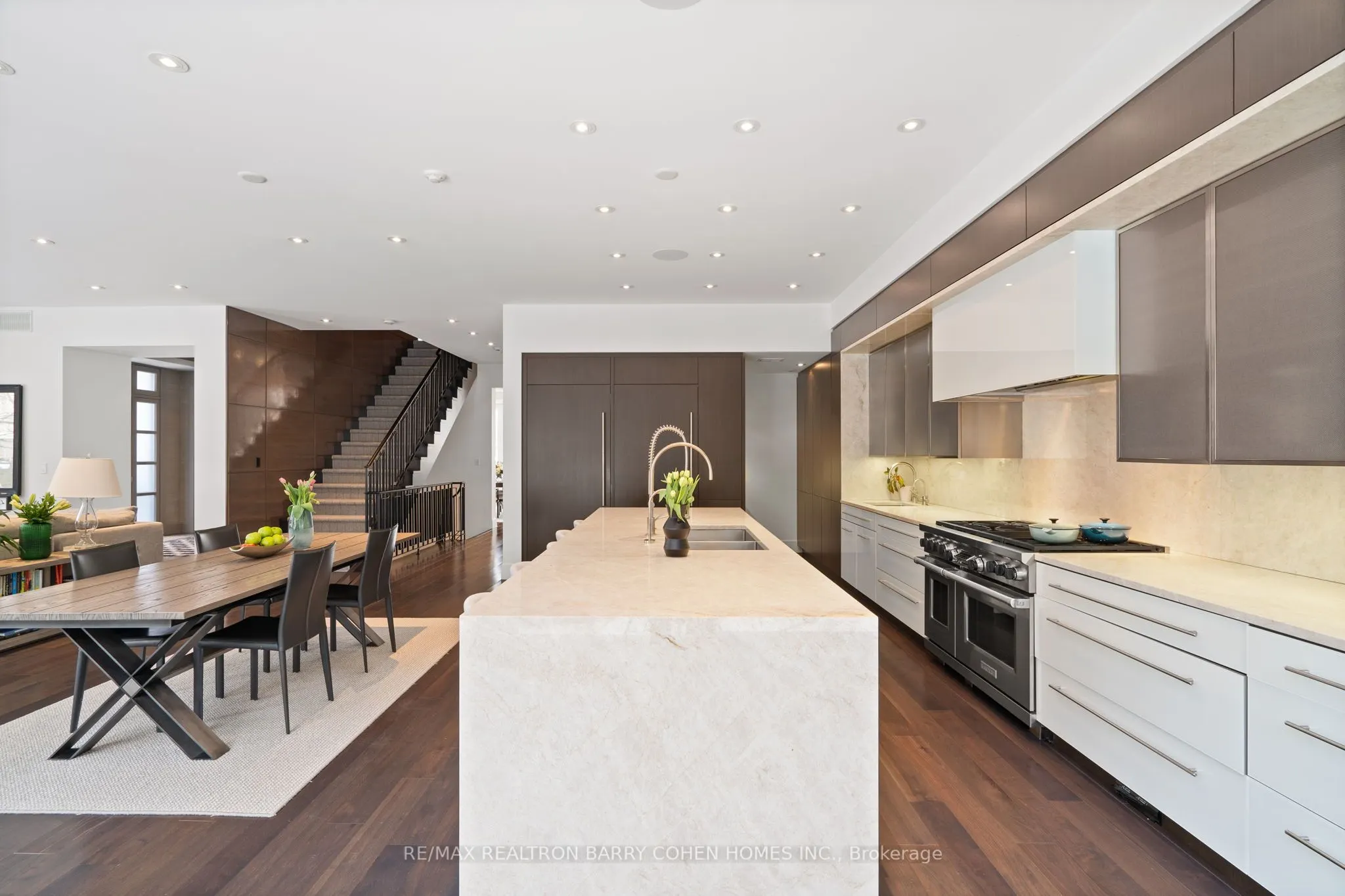 330 Vesta Drive