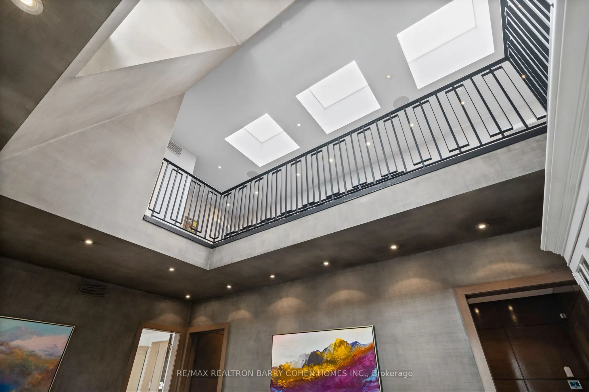 330 Vesta Drive
