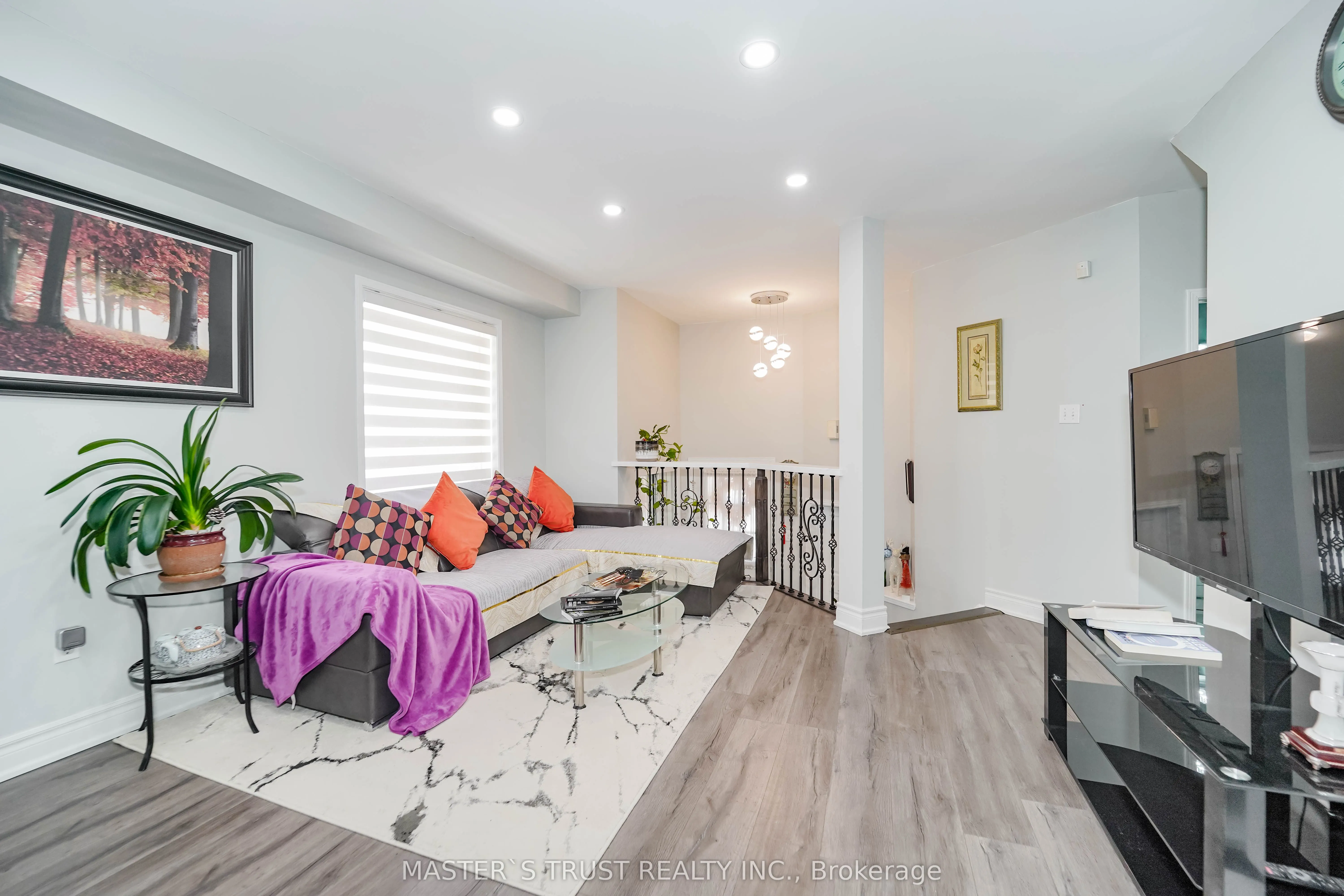 40 Rochefort Drive