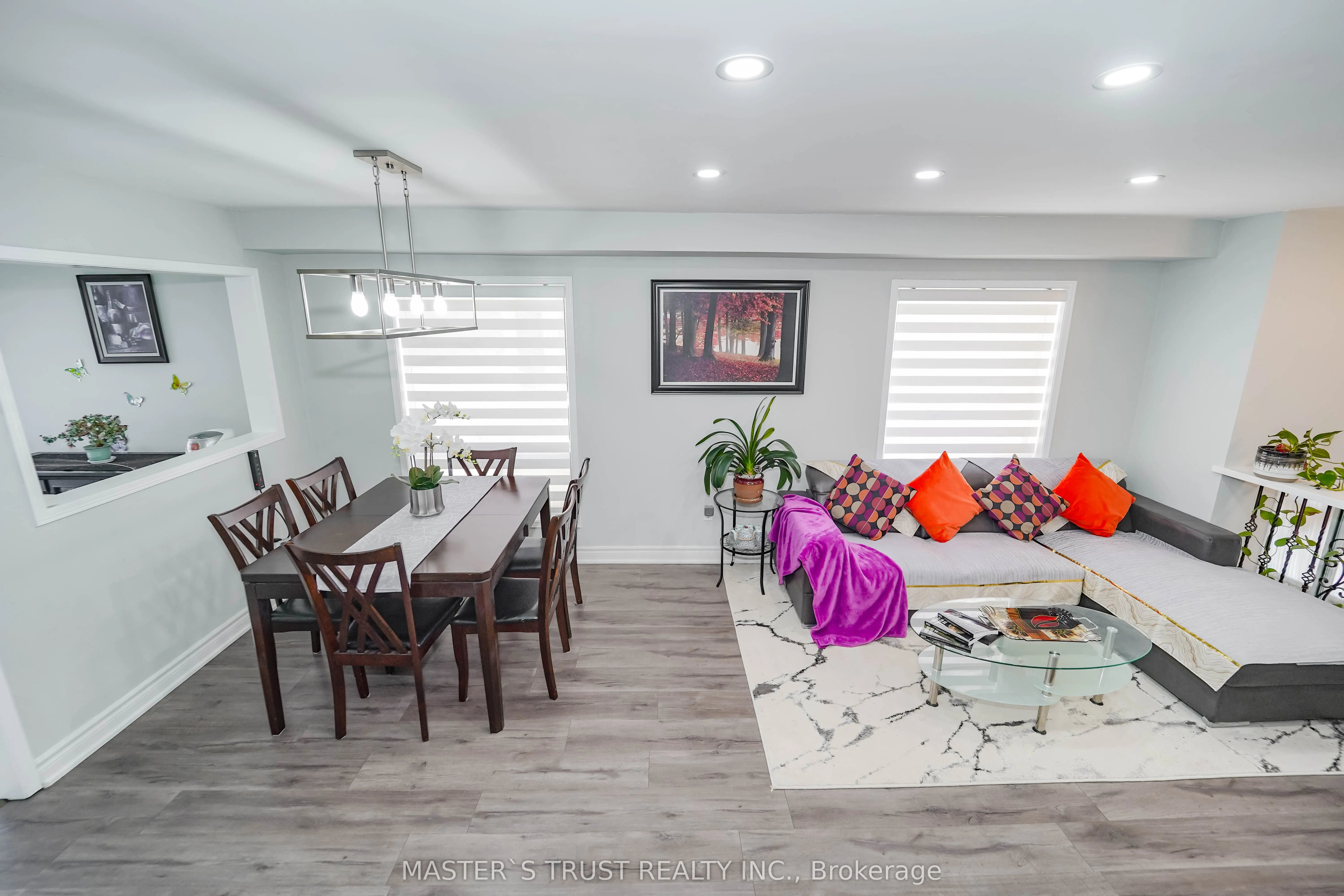40 Rochefort Drive