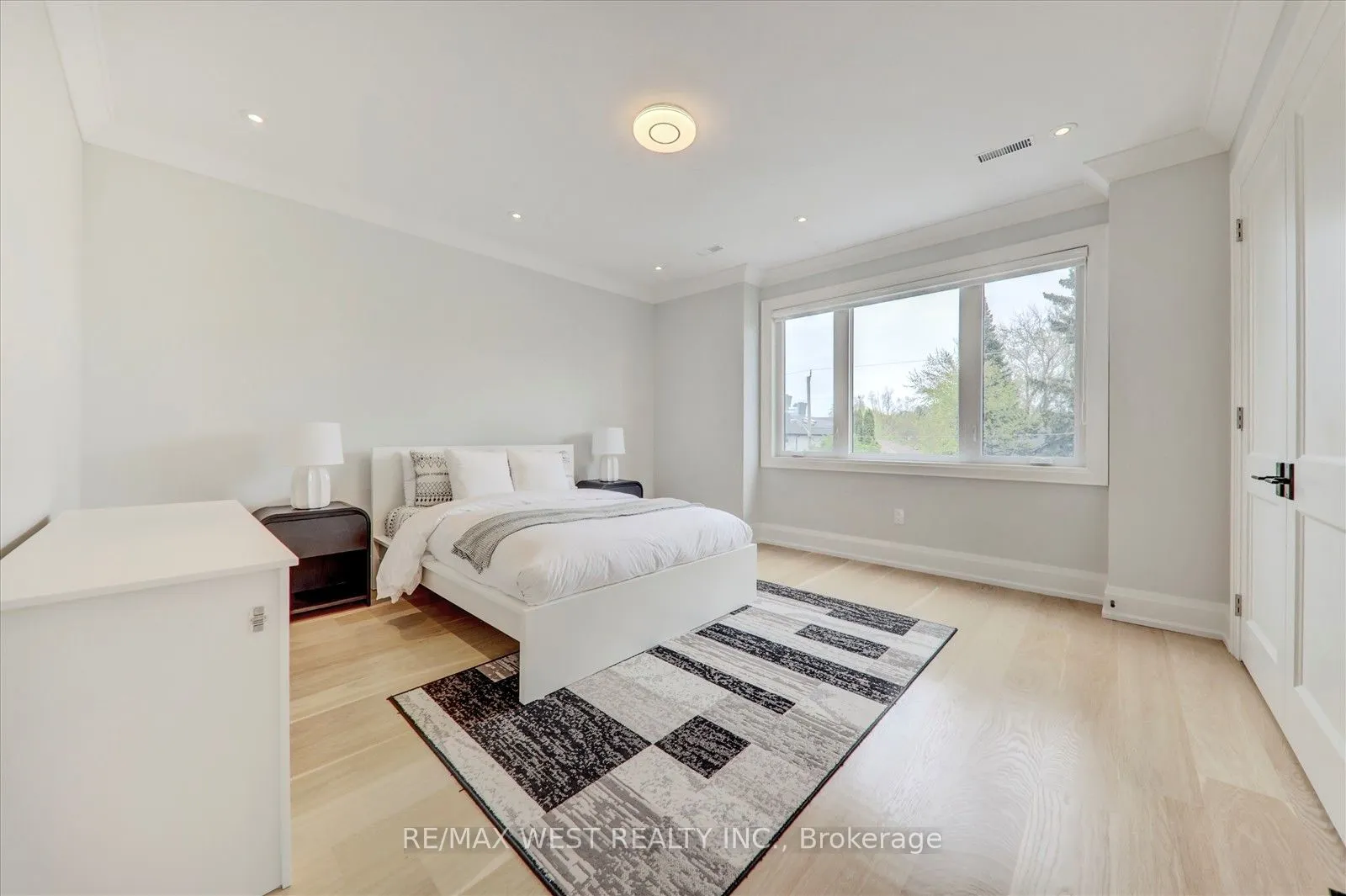 232 Ellerslie Avenue