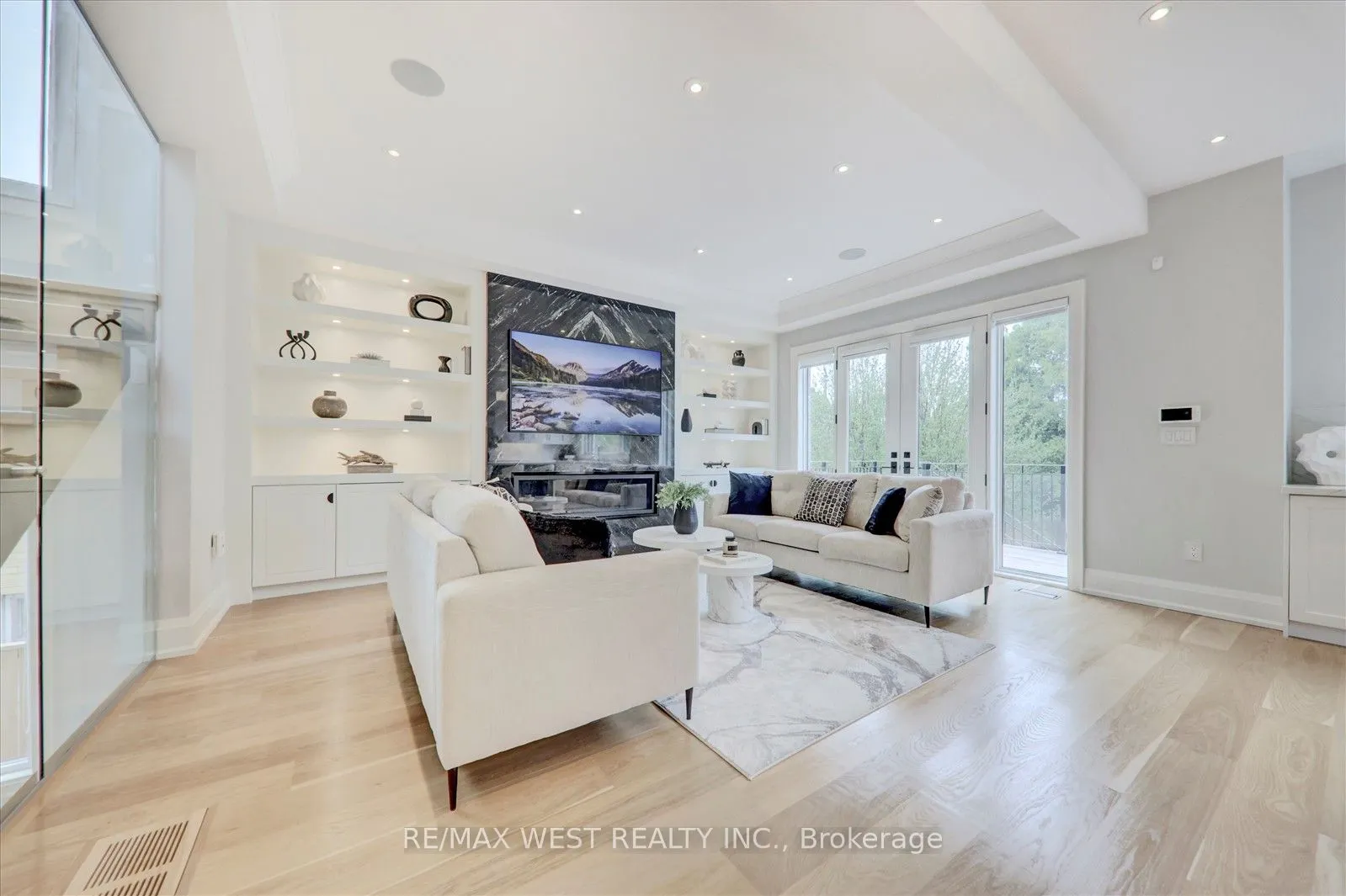 232 Ellerslie Avenue