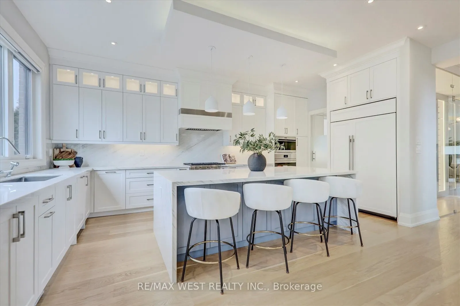 232 Ellerslie Avenue