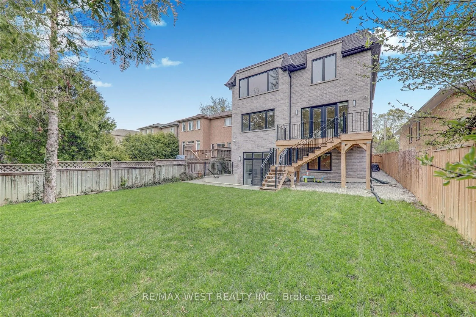 232 Ellerslie Avenue