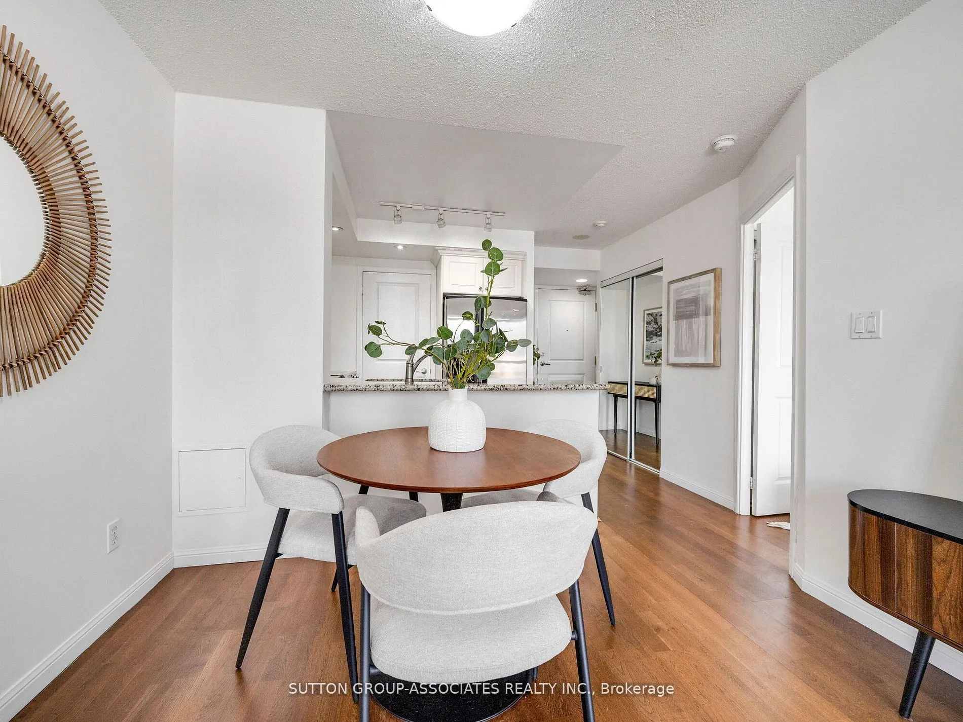 900 Mount Pleasant Road, #320