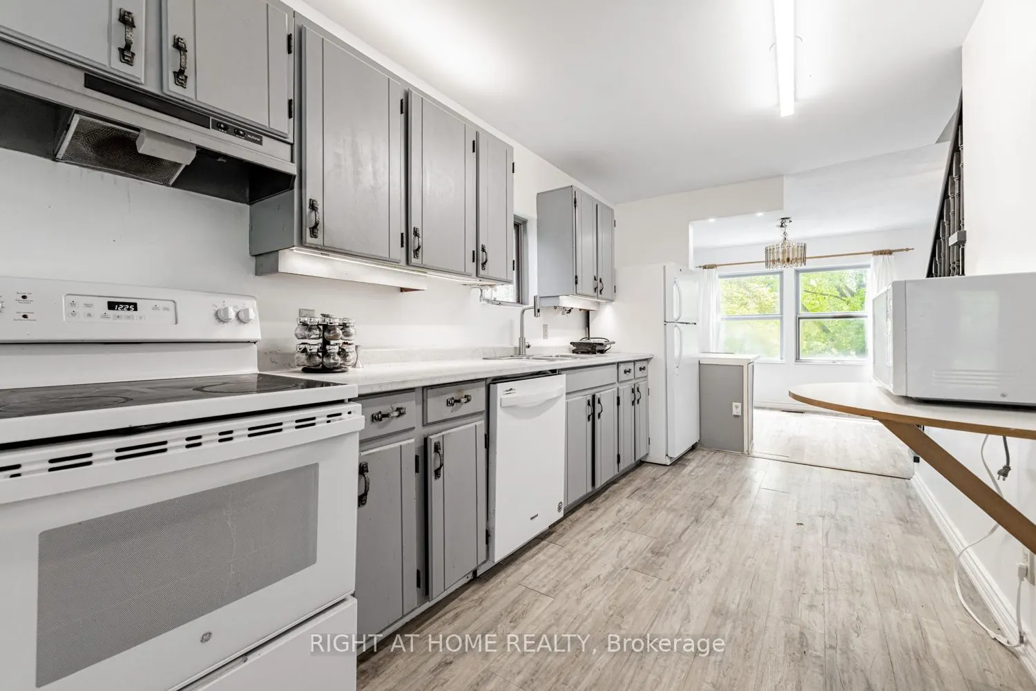 144 Wedgewood Drive
