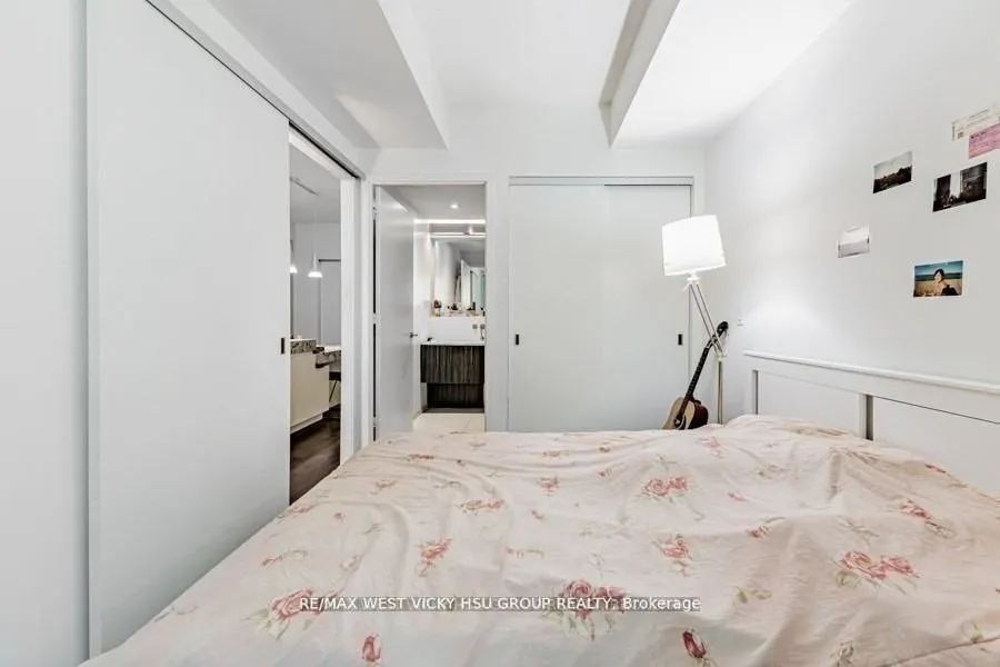 101 Charles Street E, #619