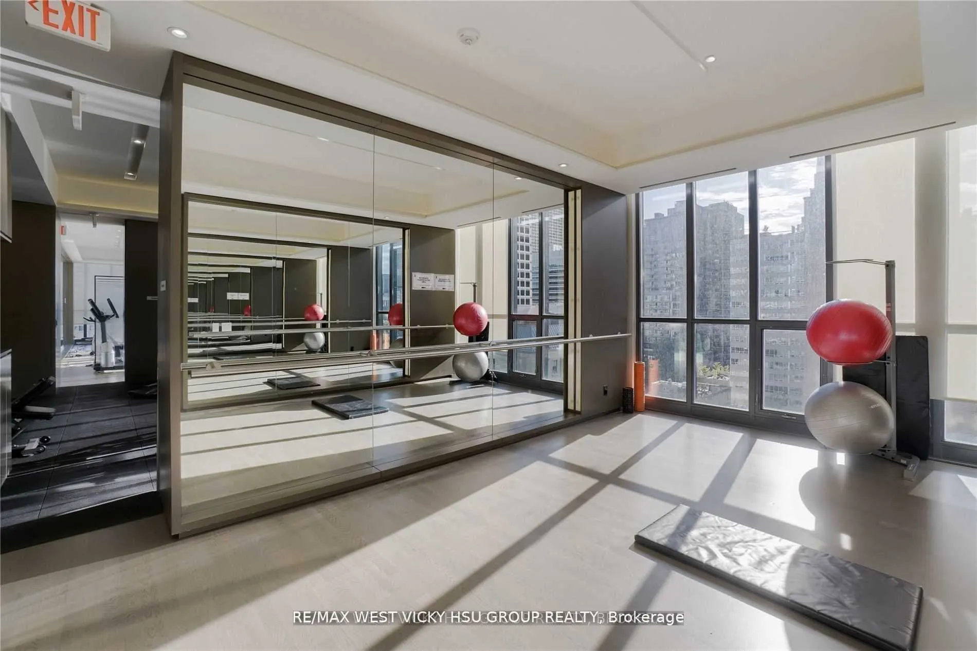 101 Charles Street E, #619