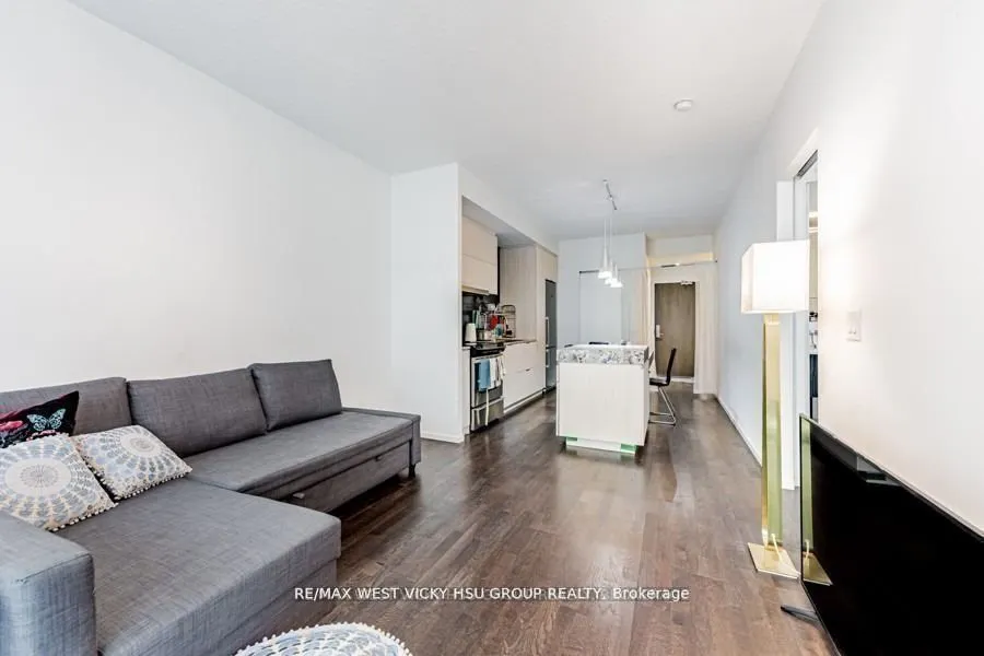 101 Charles Street E, #619