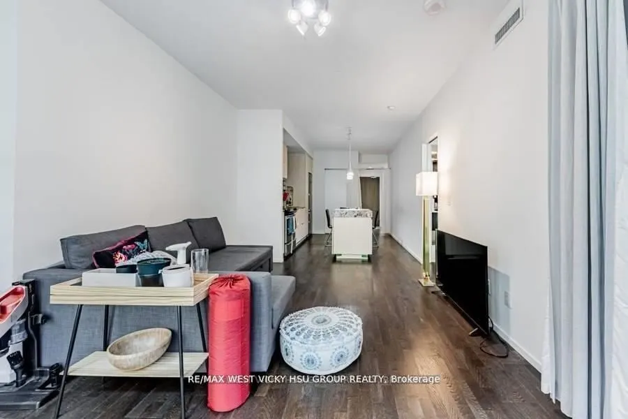 101 Charles Street E, #619