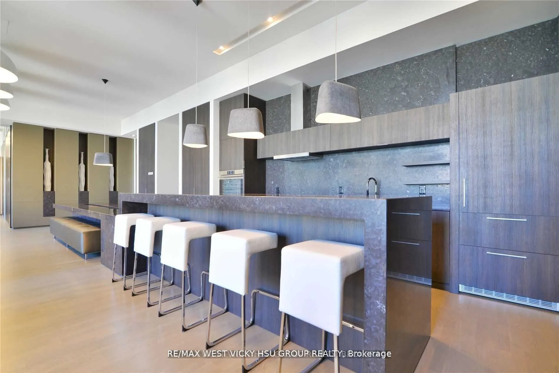 101 Charles Street E, #619