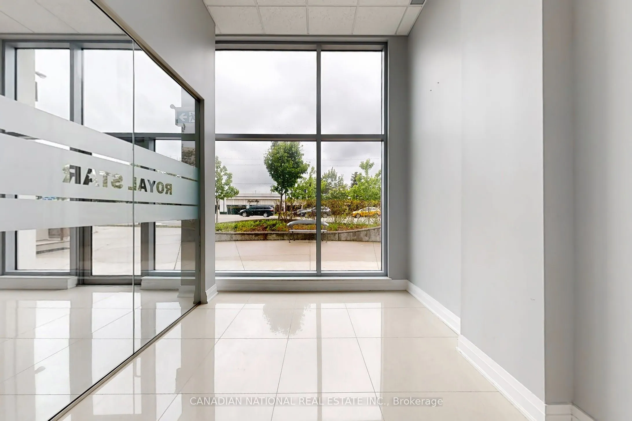 595 Sheppard Avenue E, #105
