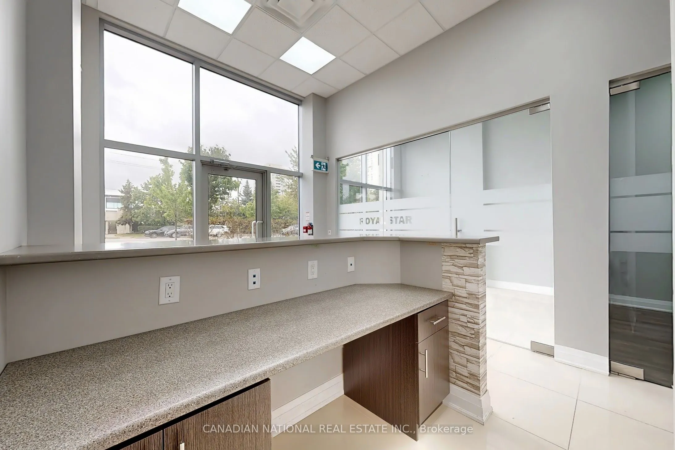 595 Sheppard Avenue E, #105