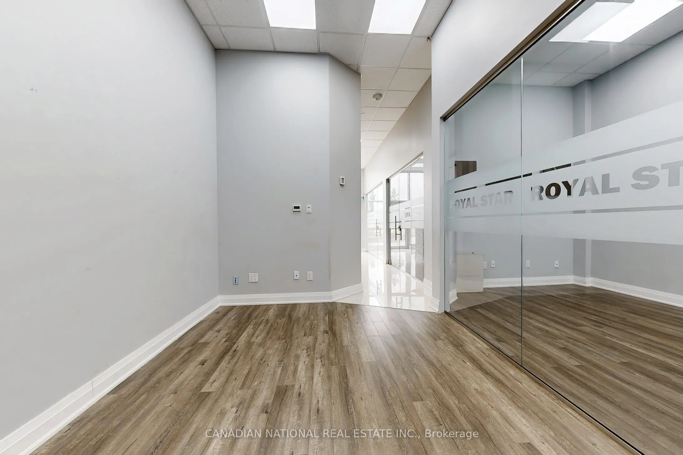 595 Sheppard Avenue E, #105