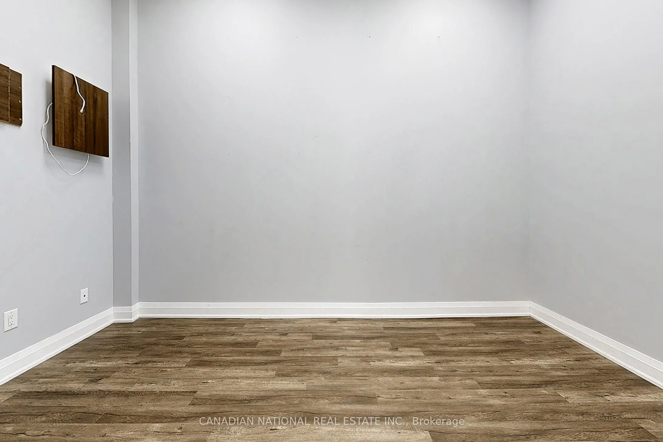 595 Sheppard Avenue E, #105
