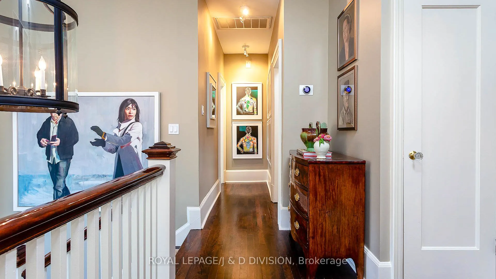 42 Lytton Boulevard