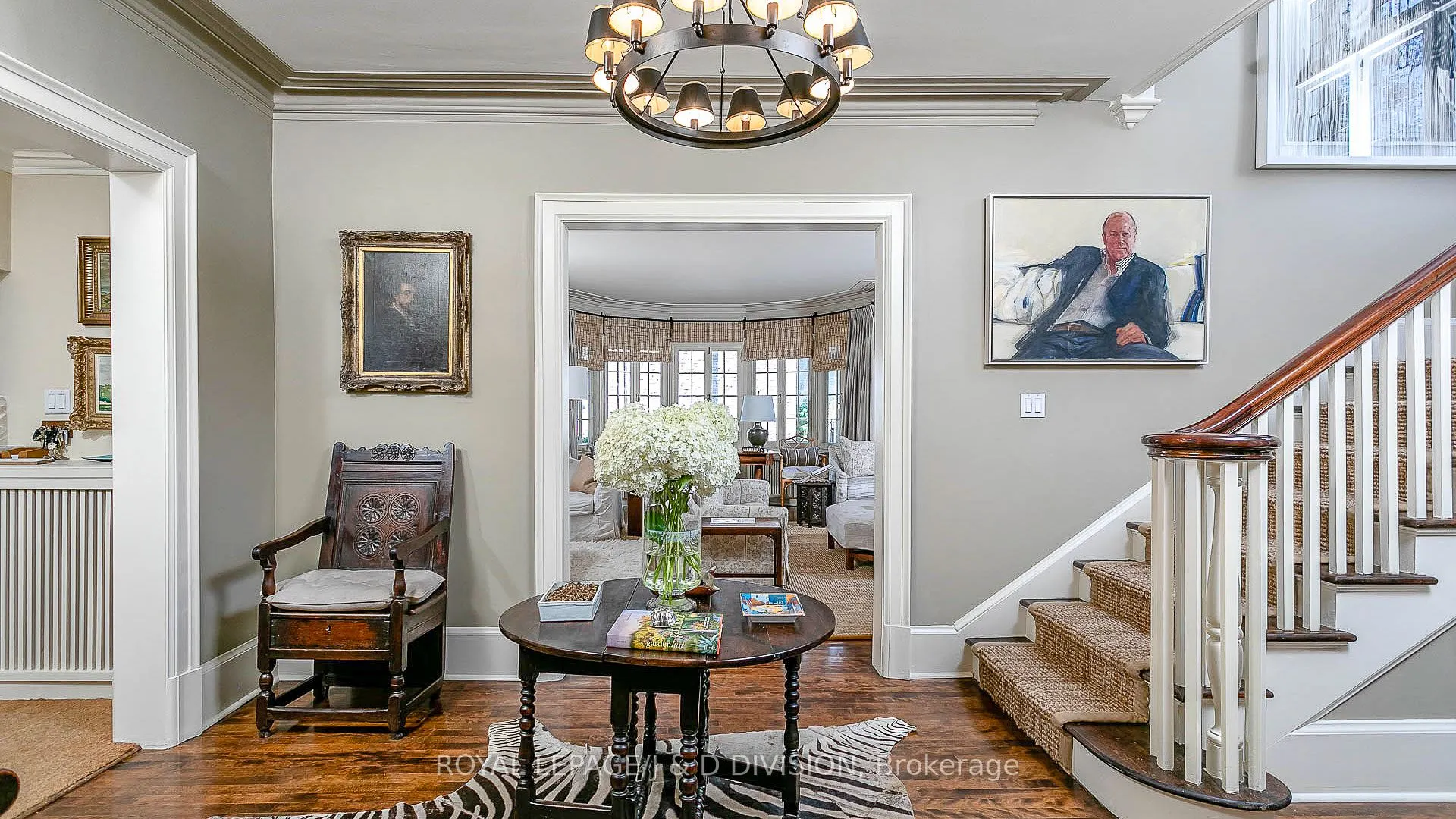 42 Lytton Boulevard