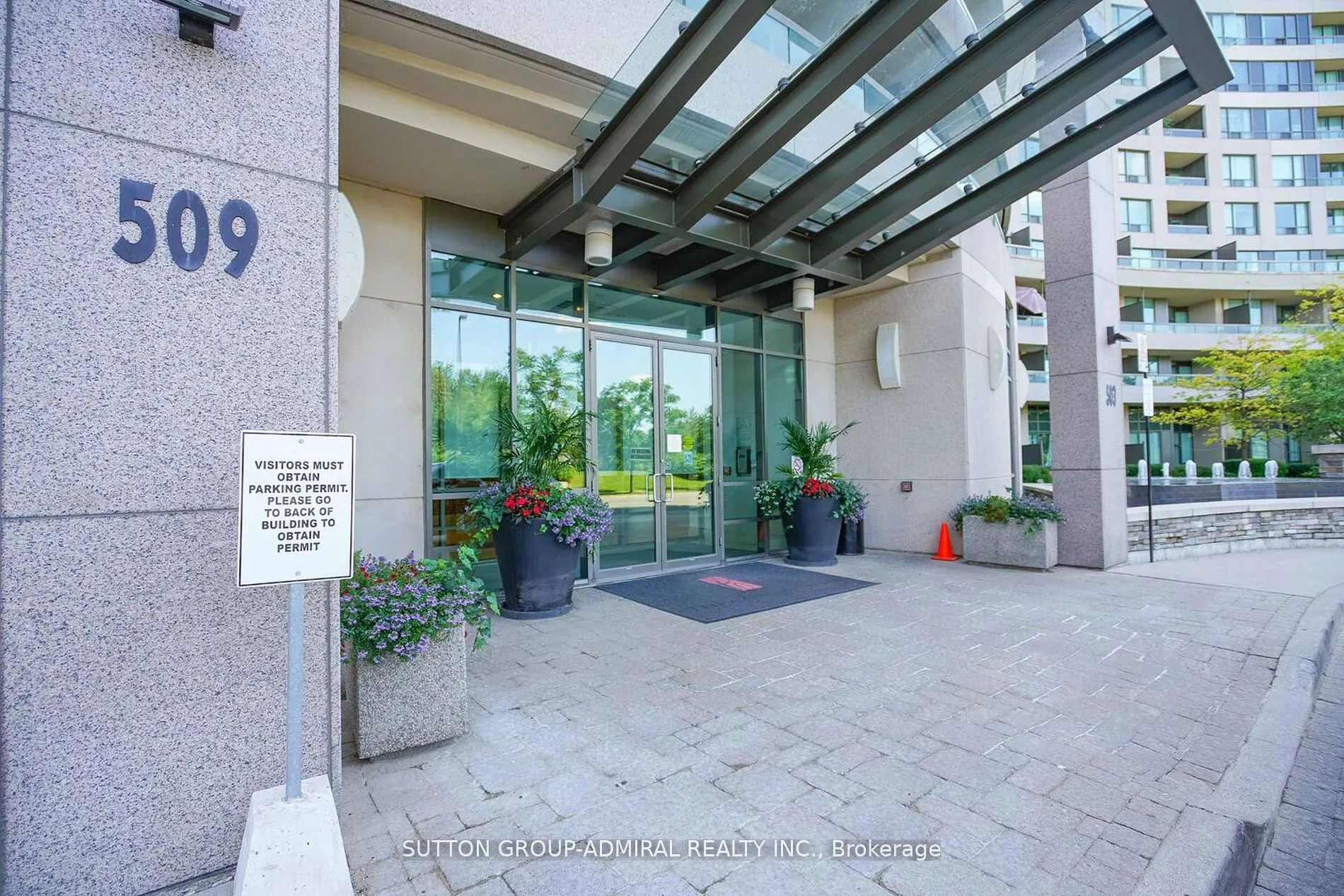 509 Beecroft Road, #2102