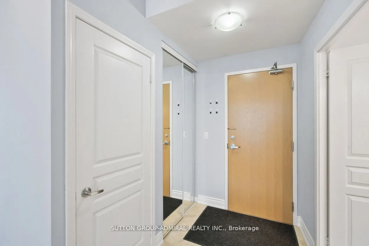 509 Beecroft Road, #2102