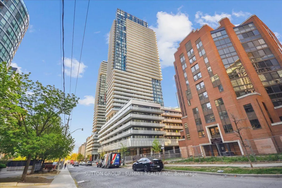 161 Roehampton Avenue, #1010