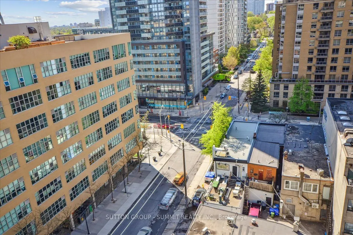 161 Roehampton Avenue, #1010