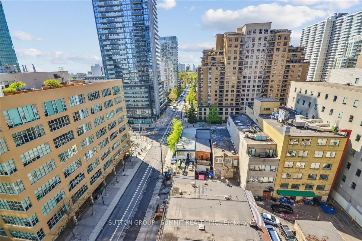 161 Roehampton Avenue, #1010