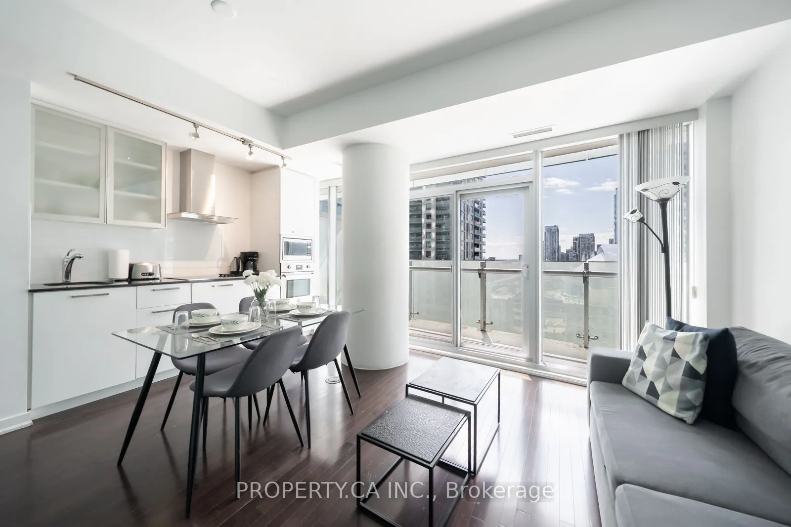 14 York Street S #1908
