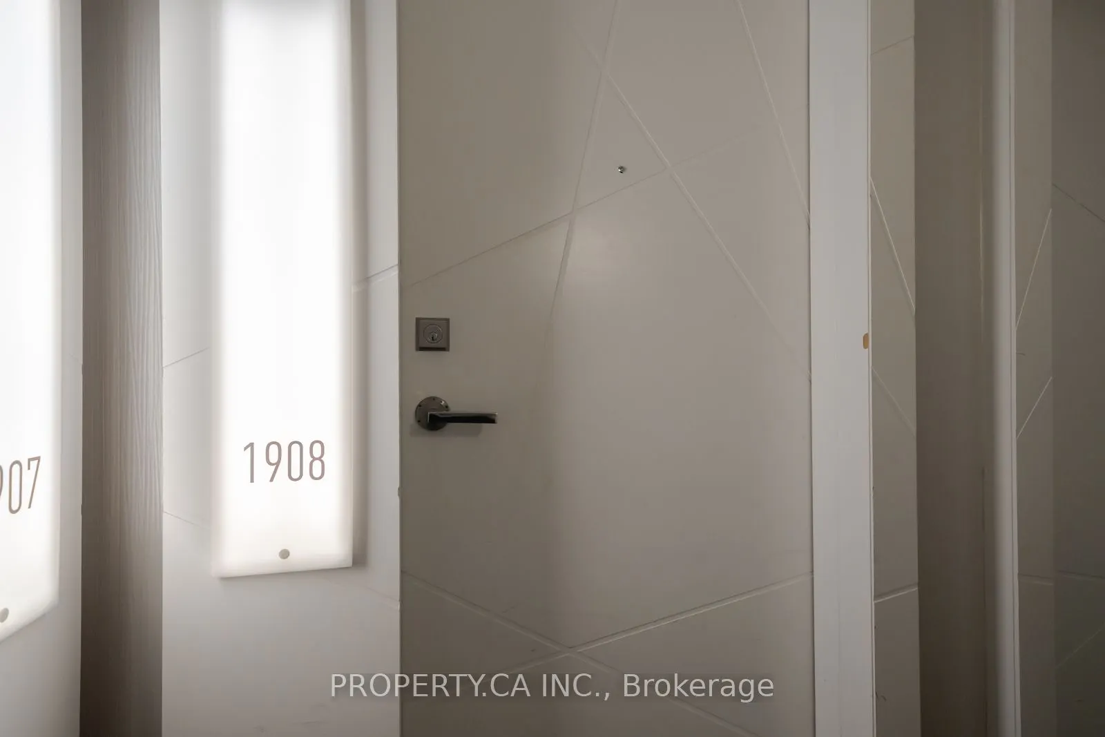 14 York Street S #1908