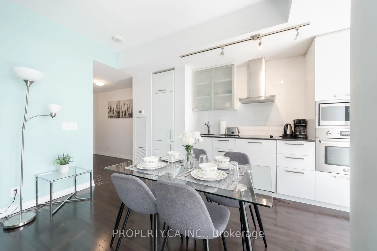 14 York Street S #1908