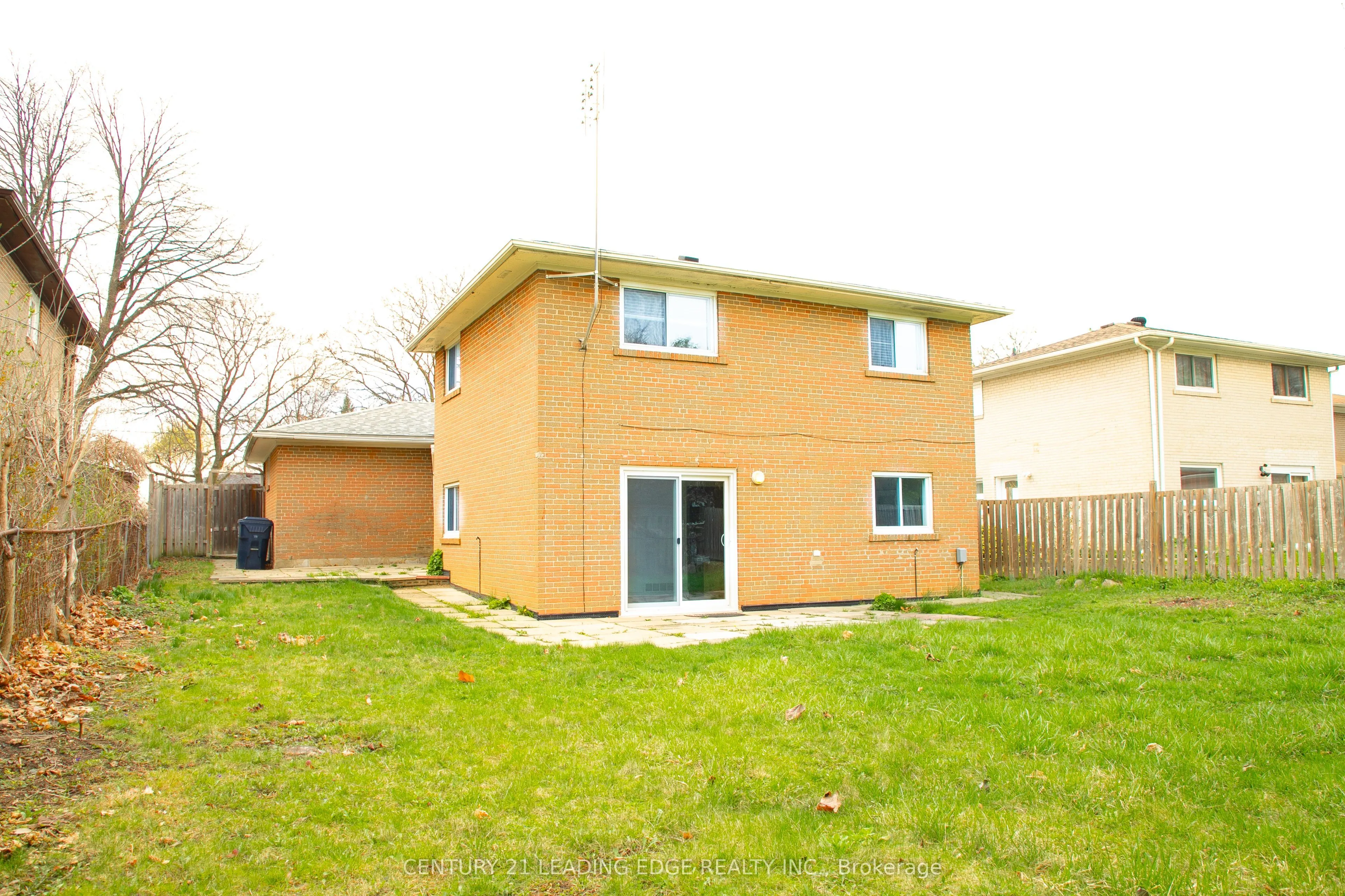 23 Lesgay Crescent