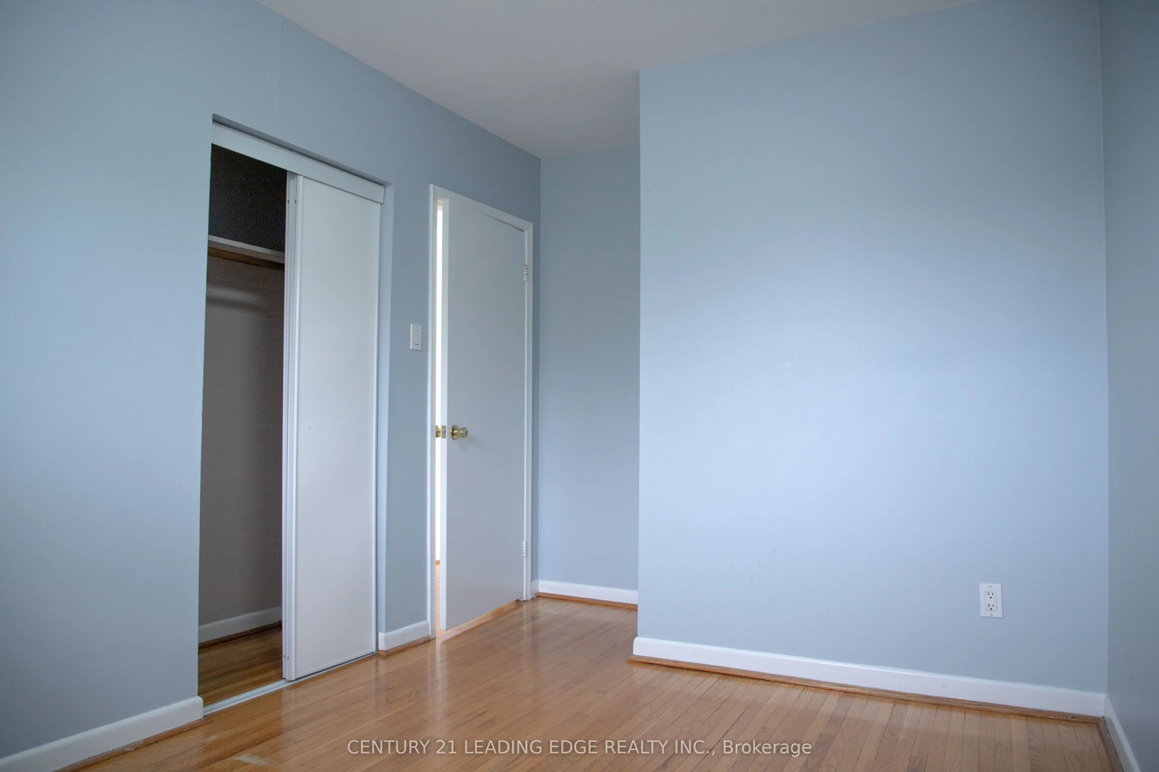 23 Lesgay Crescent