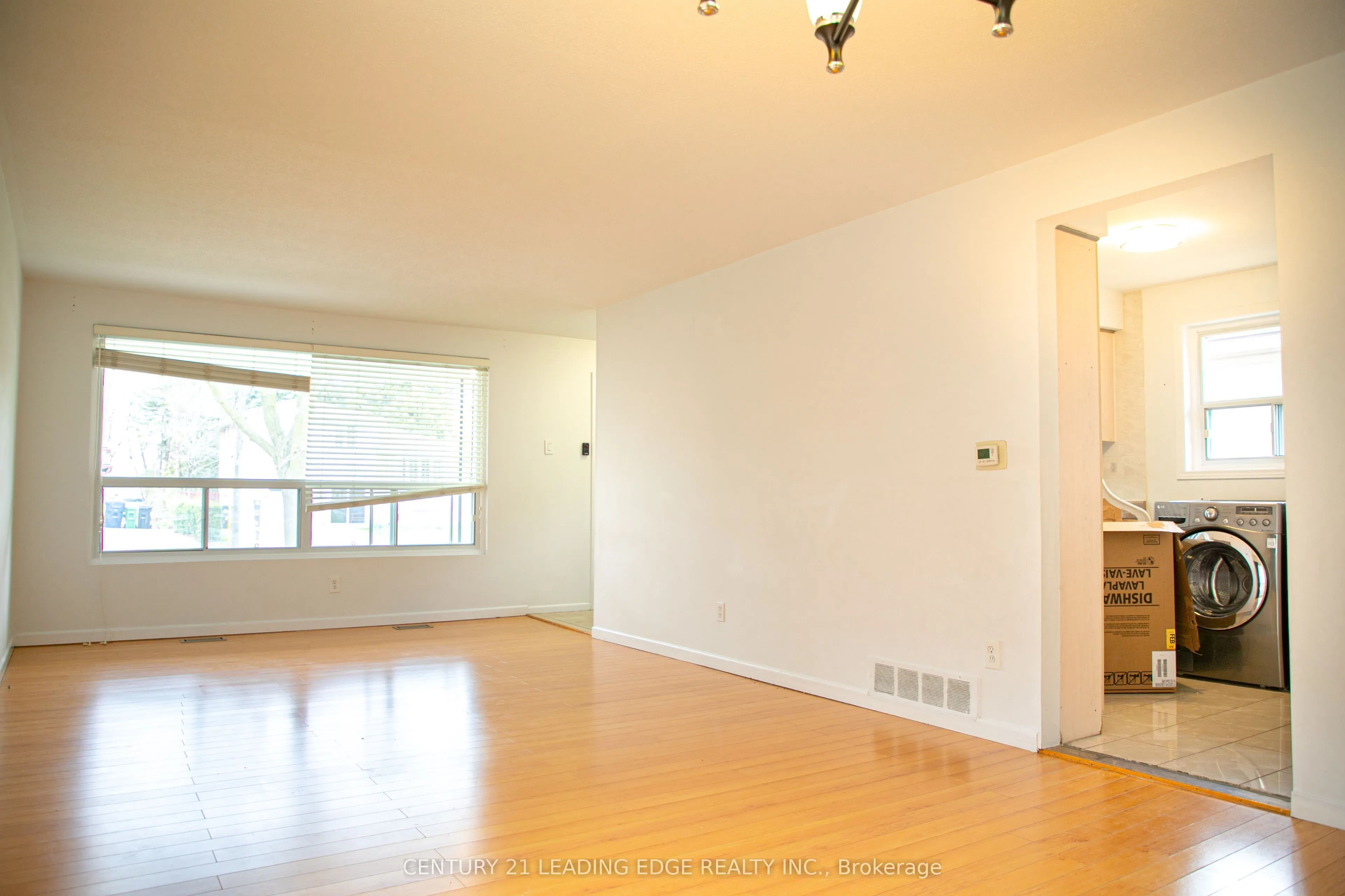 23 Lesgay Crescent