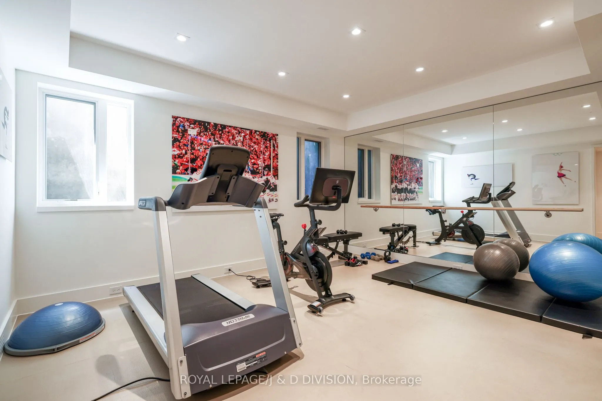20 Forest Glen Crescent
